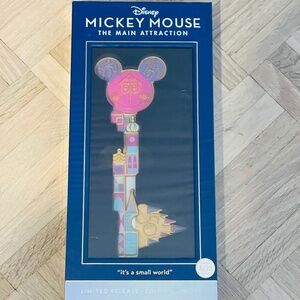 Mickey Mouse Main Attraction - It's a Small World Collectible Key